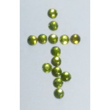 Зеленые Стразы пласт. с термоклеем 12  цена за 100г(3050шт)
